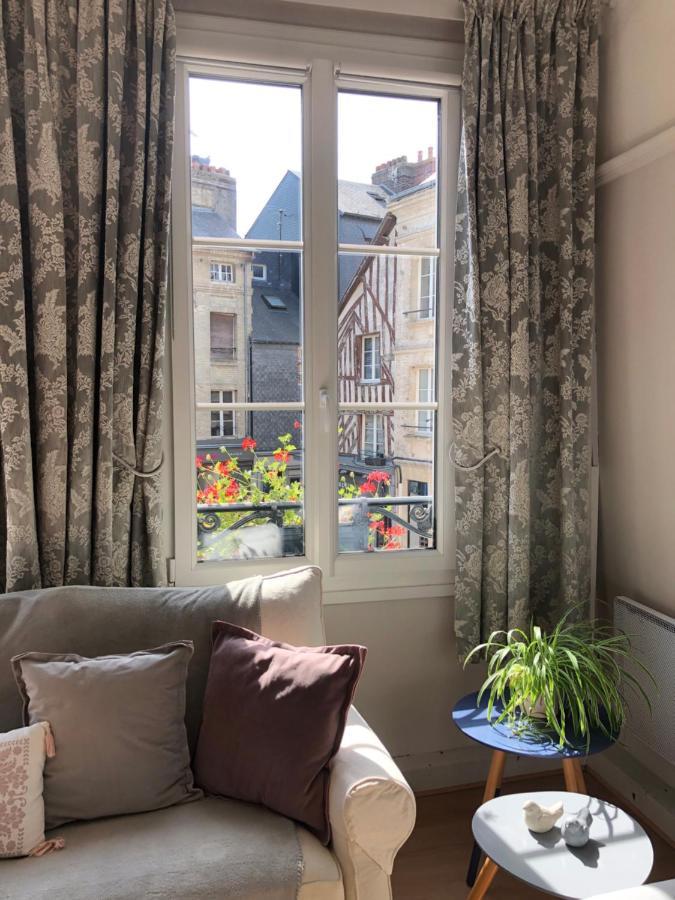 L'Appartement R Postel  Honfleur Exterior foto